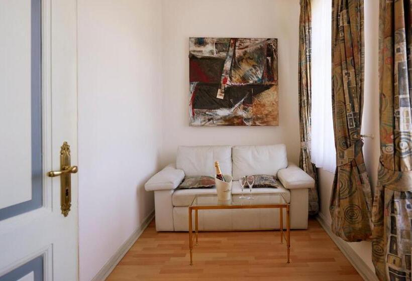 סוויטה, Design Hotel Zur Abtei