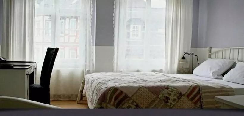 Standard-huone, Dillenburg