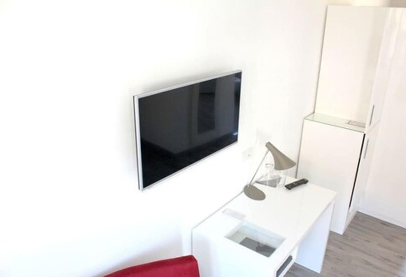 스탠다드 룸, Freihof