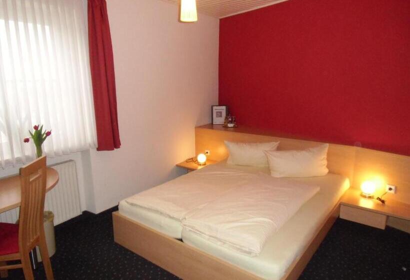 Номер Стандарт, Gasthof Zum Goldenen Lamm