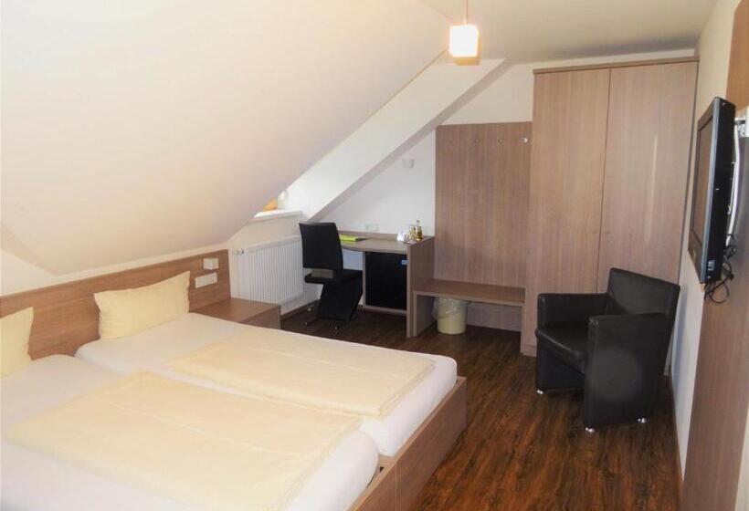 Номер Стандарт, Gasthof Zum Goldenen Lamm