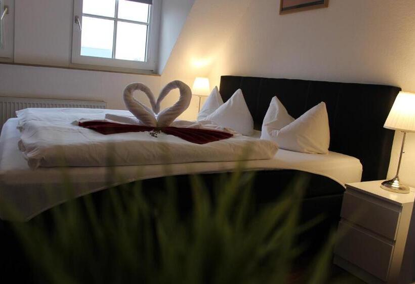 غرفة قياسية, Hof Von Oldenburg