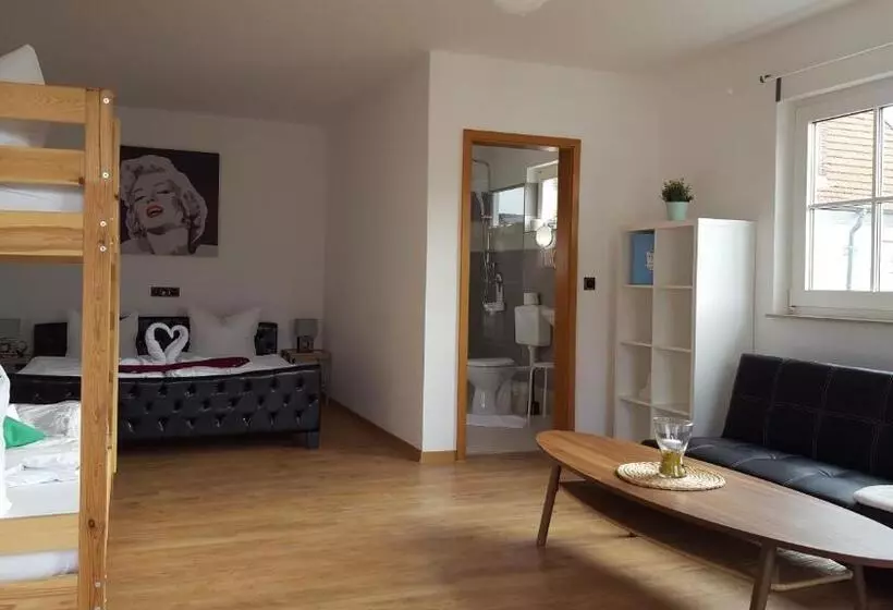 スタンダード４人部屋, Hof Von Oldenburg