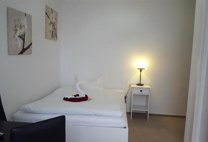 غرفة قياسية فردية, Hof Von Oldenburg