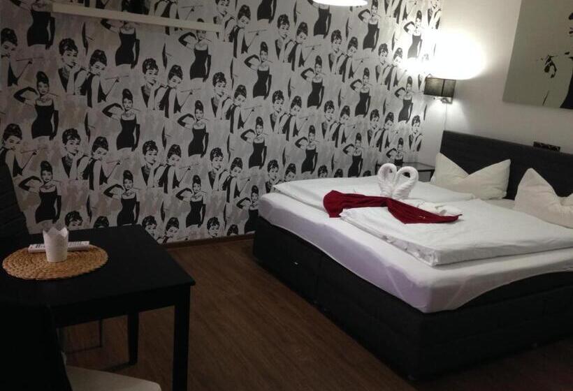 غرفة قياسية, Hof Von Oldenburg