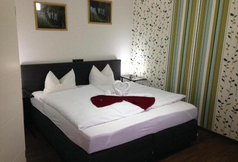 غرفة قياسية, Hof Von Oldenburg