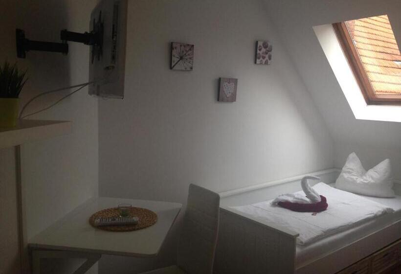 غرفة قياسية فردية, Hof Von Oldenburg