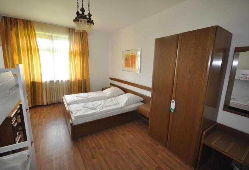 غرفة قياسية, & Hostel Drei Baren