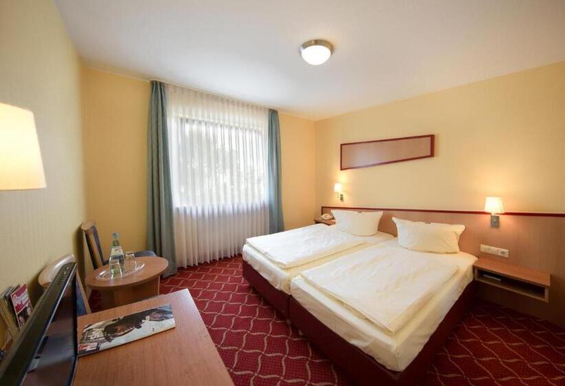 스탠다드 룸, Montana