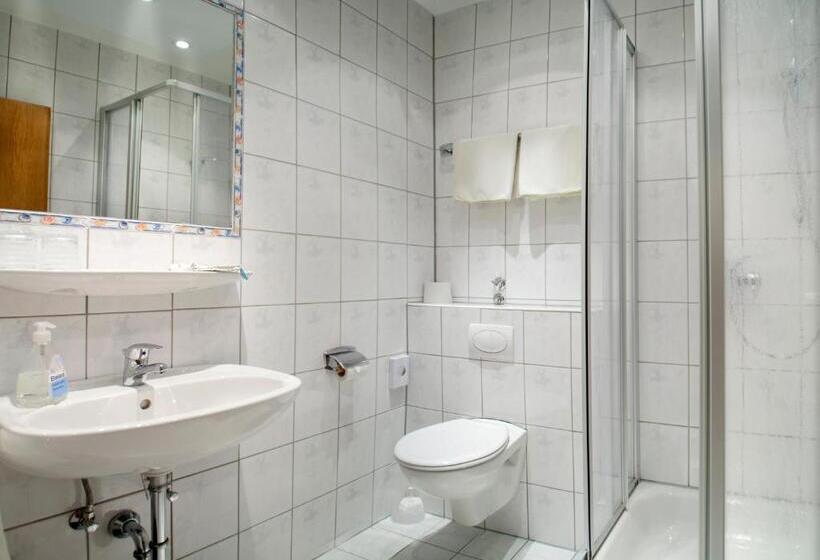 标准间, Restaurant Bauer Keller