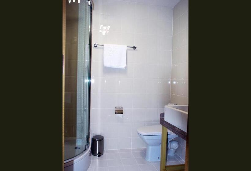 标准单人间, Rössle