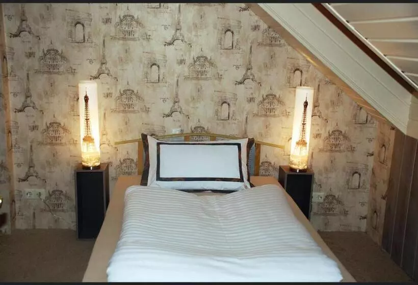 Apartamento 2 Quartos, Rössle