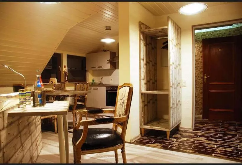 Apartamento 2 Quartos, Rössle