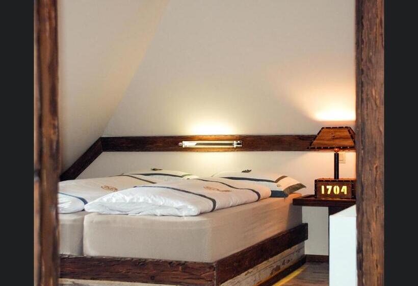 高级大房间, Rössle