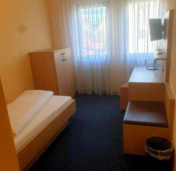 스탠다드 싱글 룸, Rössle