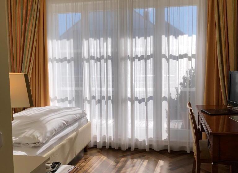 标准单人间, Scherf