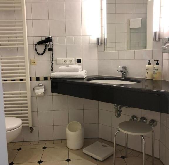 标准单人间, Scherf