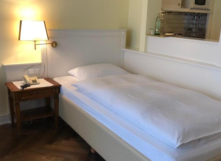 小型套房, Scherf