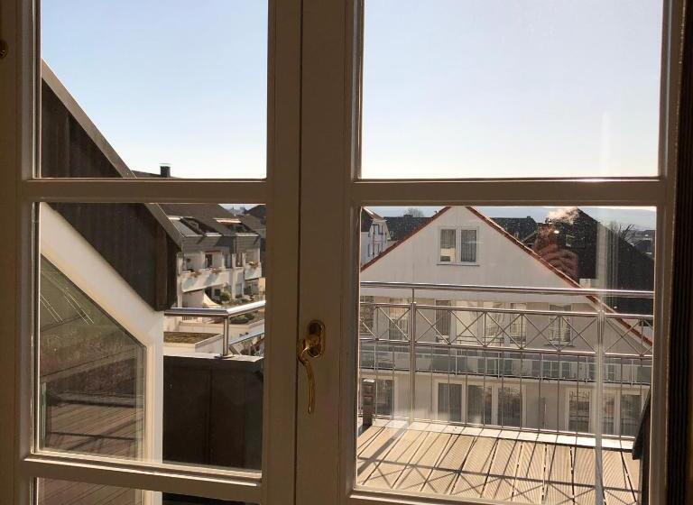 小型套房, Scherf