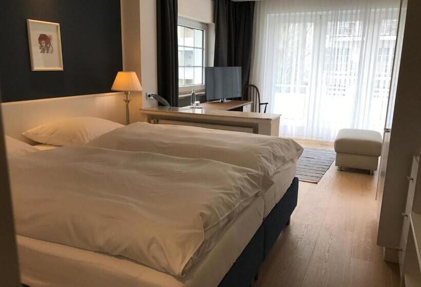 高级大房间, Scherf