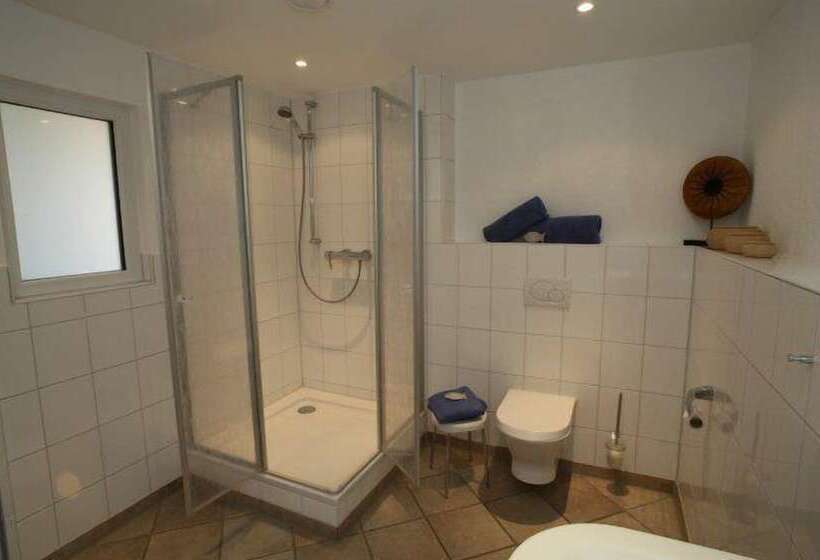 Appartement 1 Chambre, Strandhus