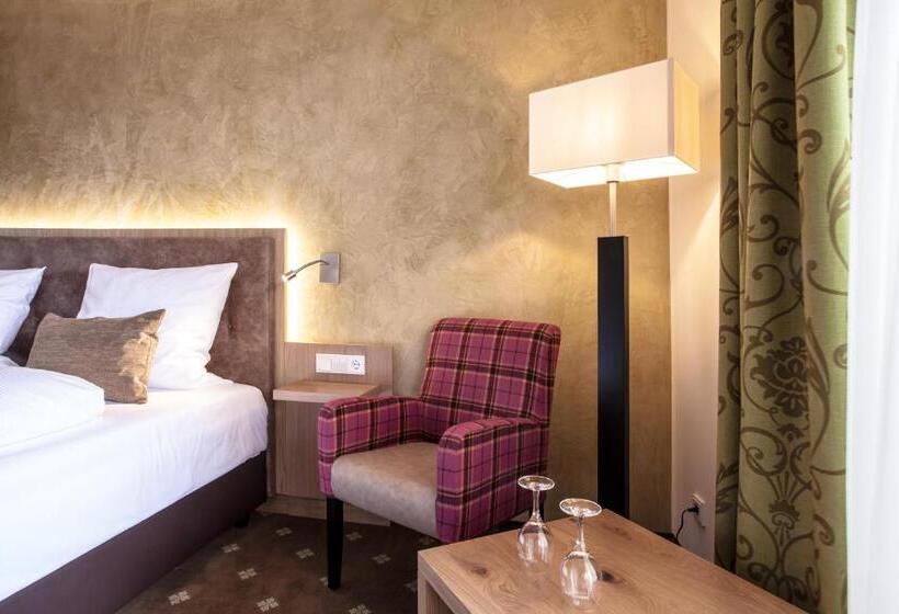 Comfort room with balcony, Brauerei Gasthof Höhn