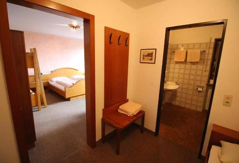 اتاق خانوادگی, Erlebnislandgasthof Hotel Neiderhell