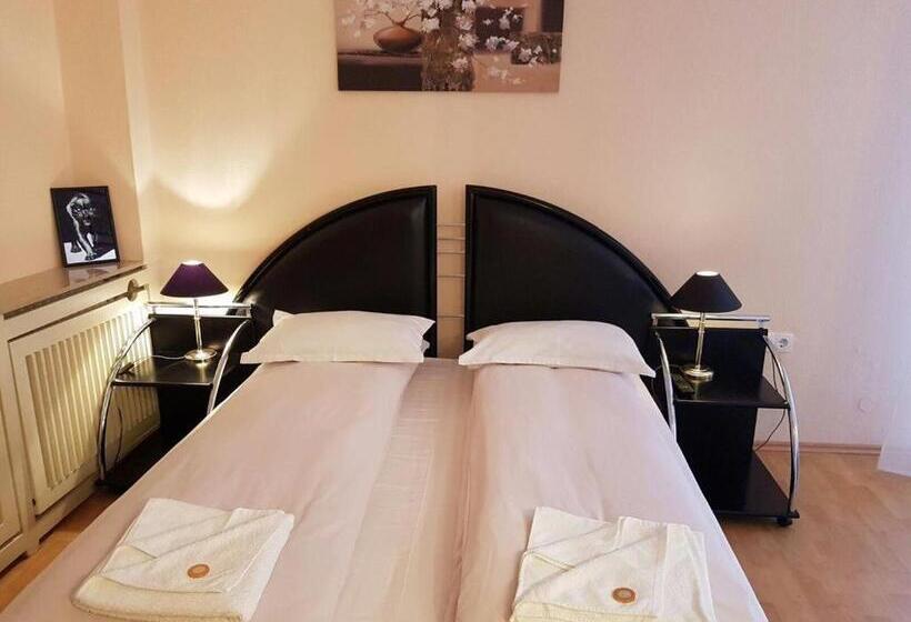 Стандартный Номер Кровать Кинг, Zum Erbacher Hof