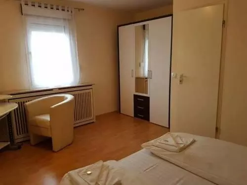 اتاق استاندارد با تخت بزرگ, Zum Erbacher Hof