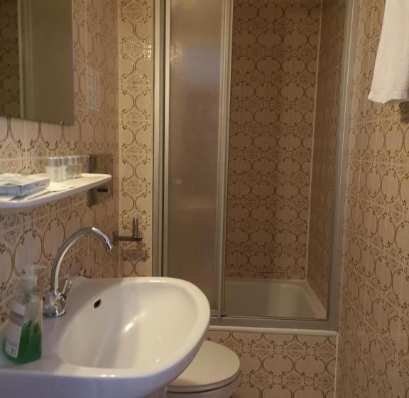 Номер Стандарт Трехместный, Zum Erbacher Hof