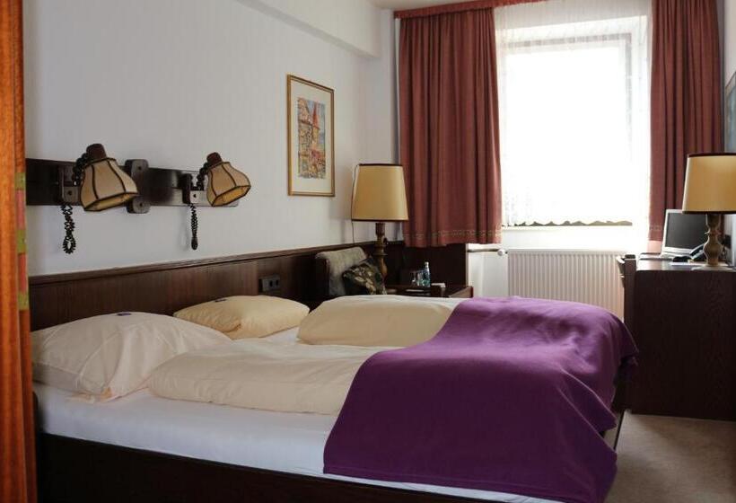 Номер Стандарт, Zum Ochsen