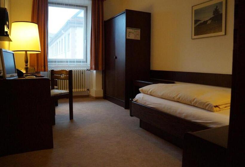 Номер Стандарт Индивидуальный, Zum Ochsen