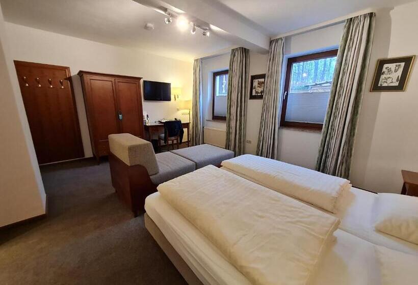 Номер Стандарт, Waldquelle   Baumhaushotel Aerzen