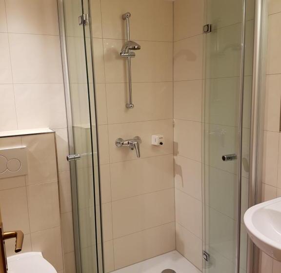 Номер Стандарт, Waldquelle   Baumhaushotel Aerzen