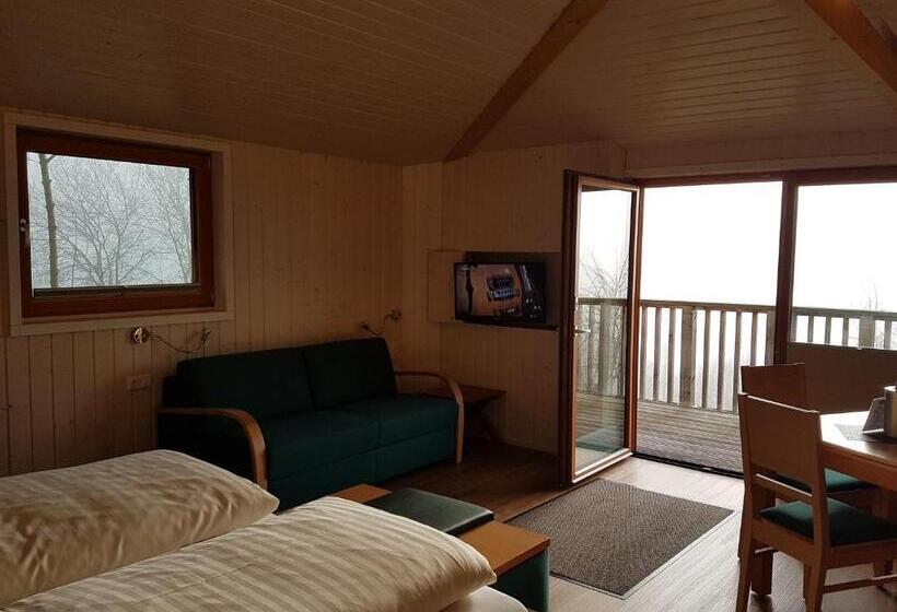 منزل غرفة نوم واحدة, Waldquelle   Baumhaushotel Aerzen