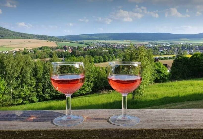 منزل غرفة نوم واحدة, Waldquelle   Baumhaushotel Aerzen