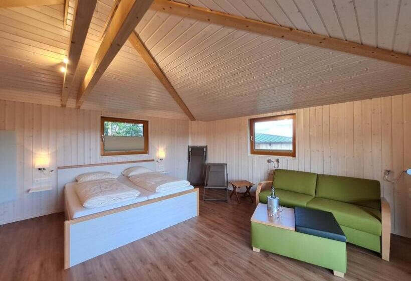 منزل غرفة نوم واحدة, Waldquelle   Baumhaushotel Aerzen