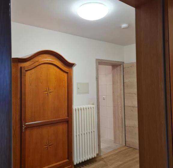 Quarto Standard Banheira Exterior, Waldquelle   Baumhaushotel Aerzen
