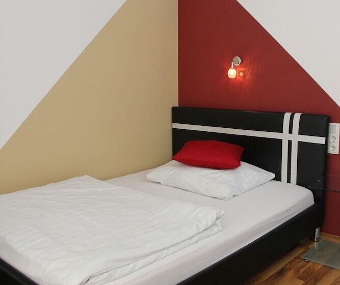 スタンダードシングルルーム, Am Donaubogen