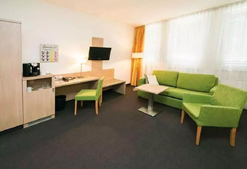 سوییت جونیور, Business & Conference Sporthotel Großwallstadt
