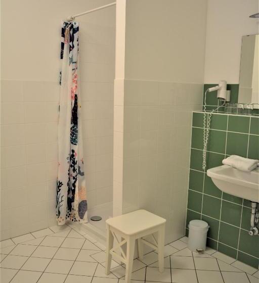 غرفة قياسية فردية, Economy Hotel Kronach