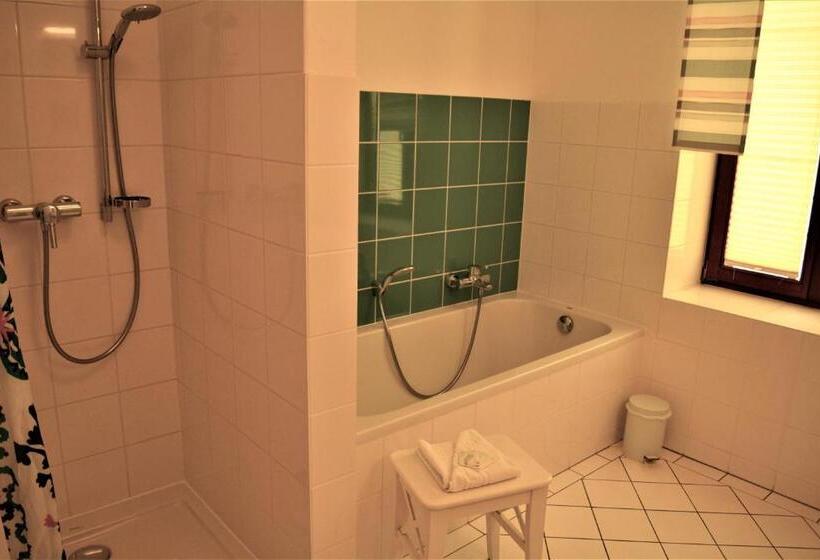 חדר סטנדרט, Economy Hotel Kronach