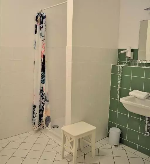 スタンダード４人部屋, Economy Hotel Kronach
