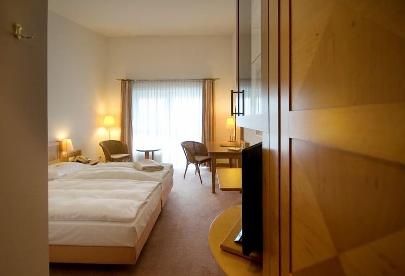 Номер Стандарт, Golfhotel & Restaurant Lindenhof