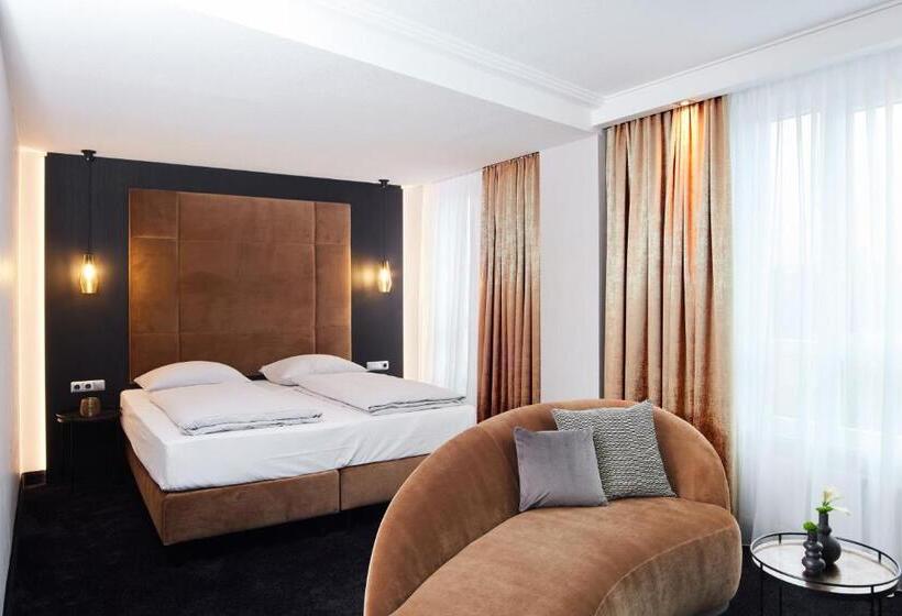 Полулюкс, Esperanto Kongress Und Kulturzentrum Fulda