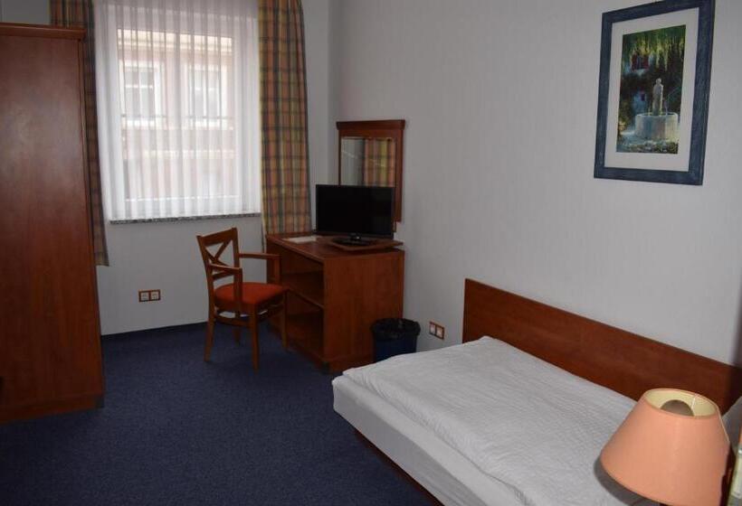 스탠다드 트리플 룸, Garni Am Hafen