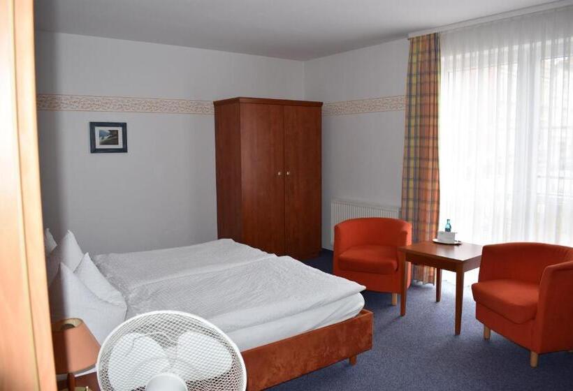 스탠다드 트리플 룸, Garni Am Hafen