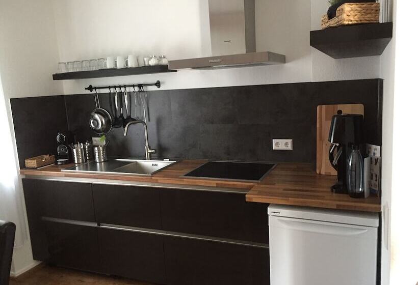 Апартаменты 1 Спальня с Балконом, Illertisser Hof