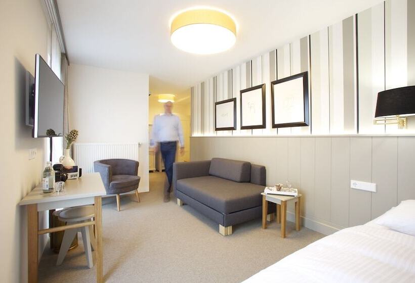 Апартаменты 1 Спальня с Балконом, Illertisser Hof