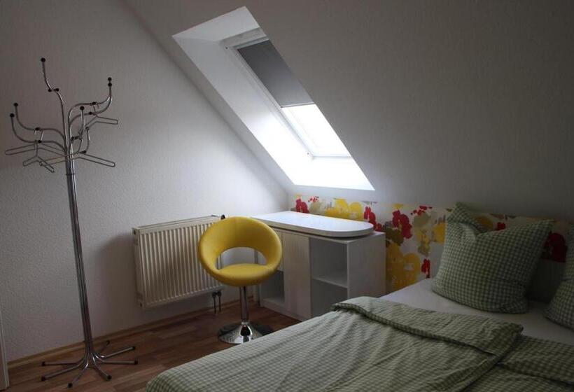 Апартаменты 1 Спальня с Балконом, Illertisser Hof